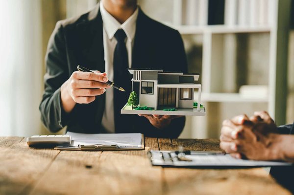 Quels sont les avantages d'investissement en SCPI pour les entreprises?